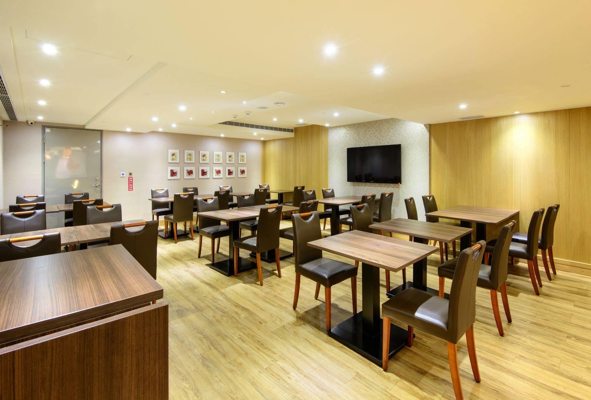 Stay Hotel - Taichung Yizhong Экстерьер фото