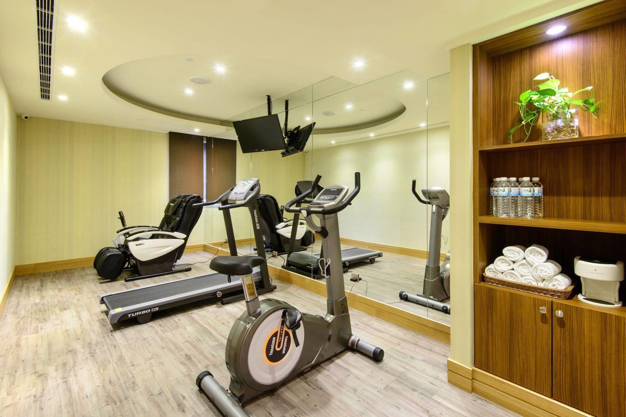 Stay Hotel - Taichung Yizhong Экстерьер фото