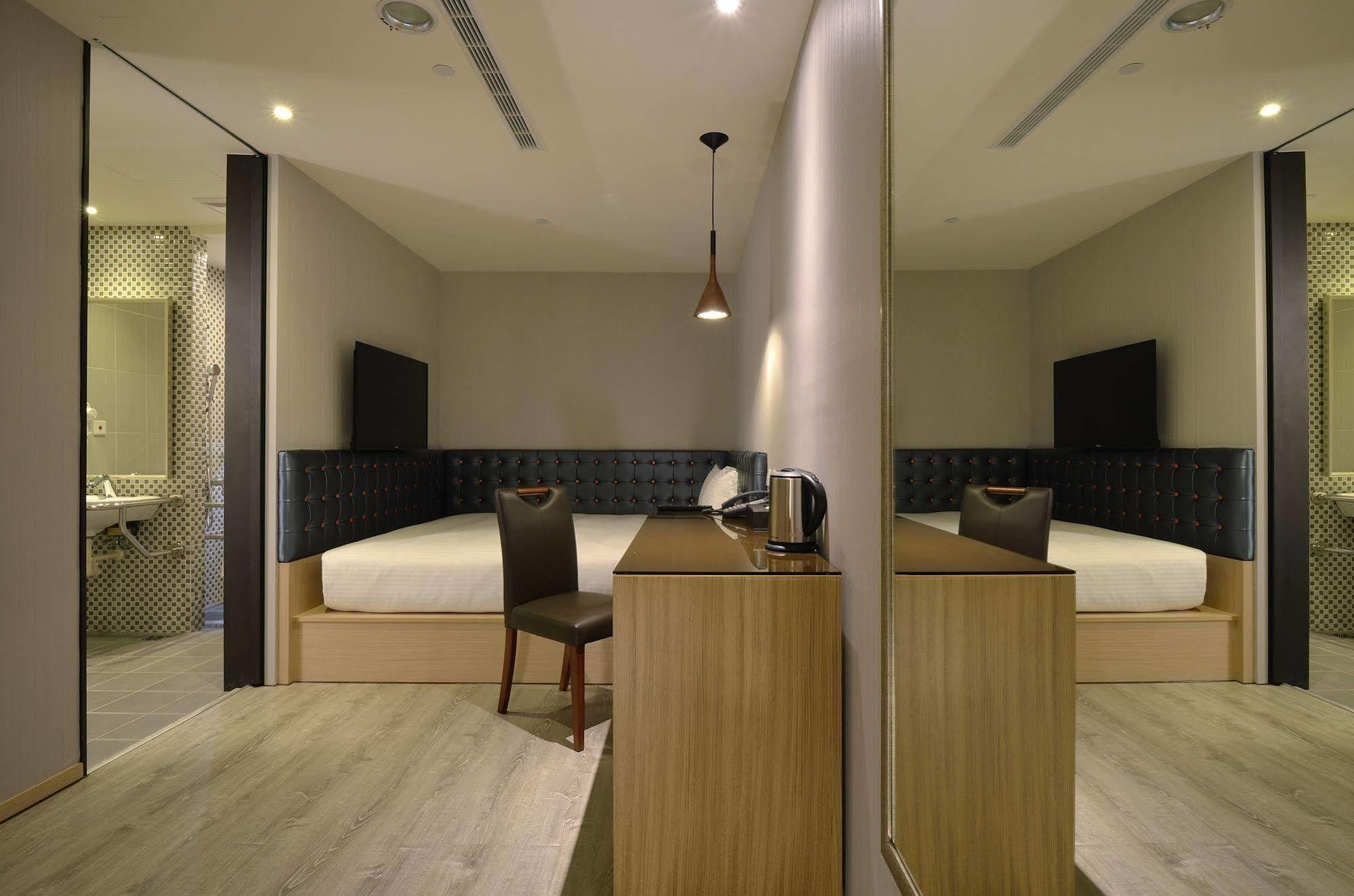 Stay Hotel - Taichung Yizhong Экстерьер фото